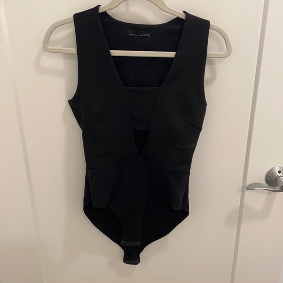 Black Zara cutout bodysuit size M - Picture 1 of 3